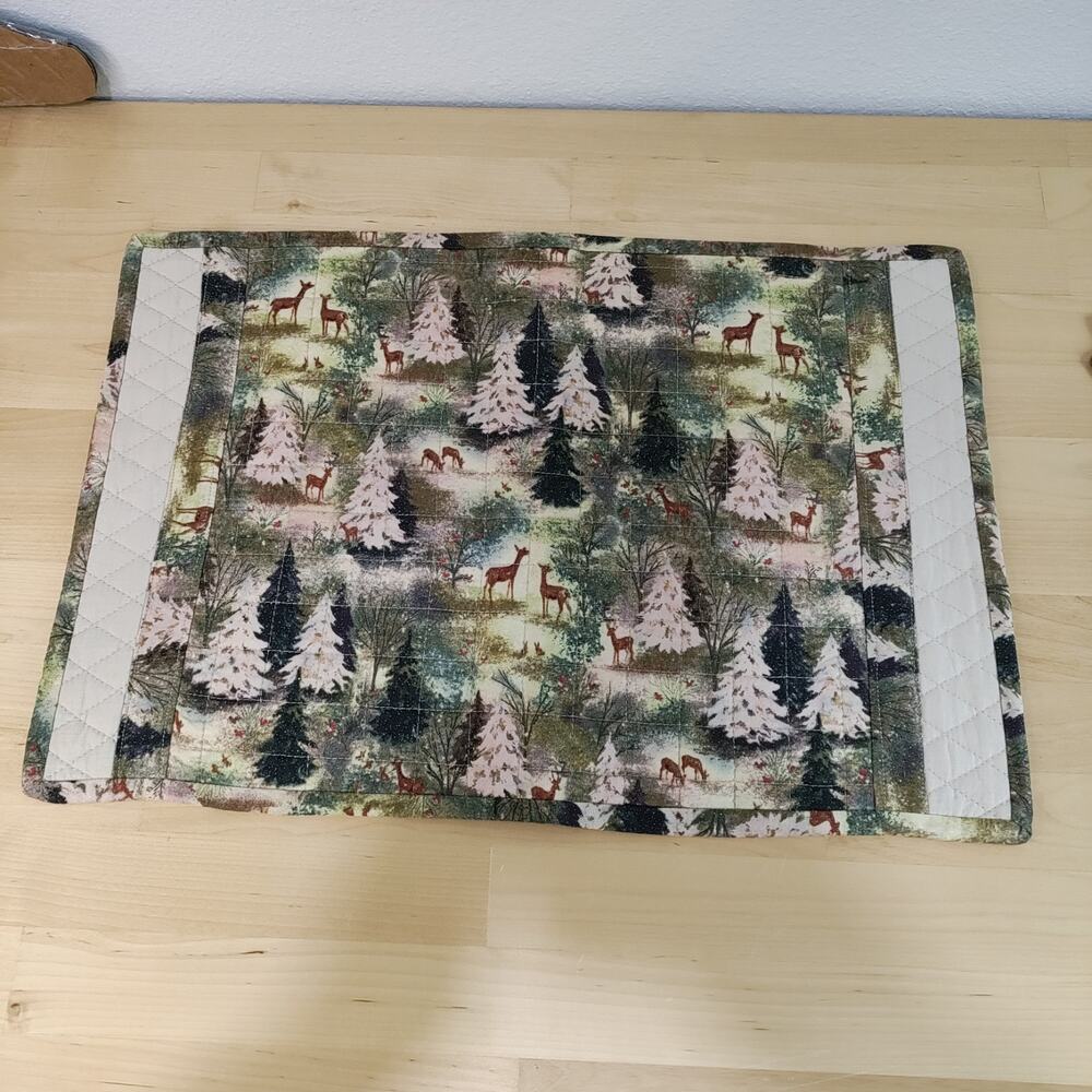 Vintage Cloth Place Mats Set of 4 Winter Patern